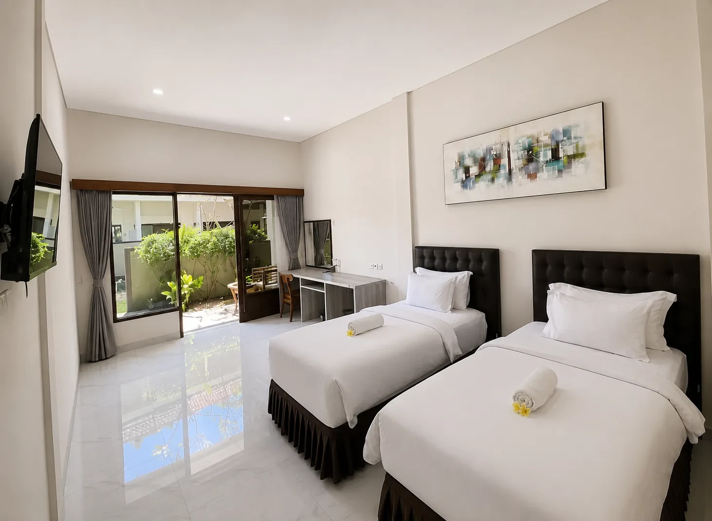 Standard Double Room at The Laviana Hotel