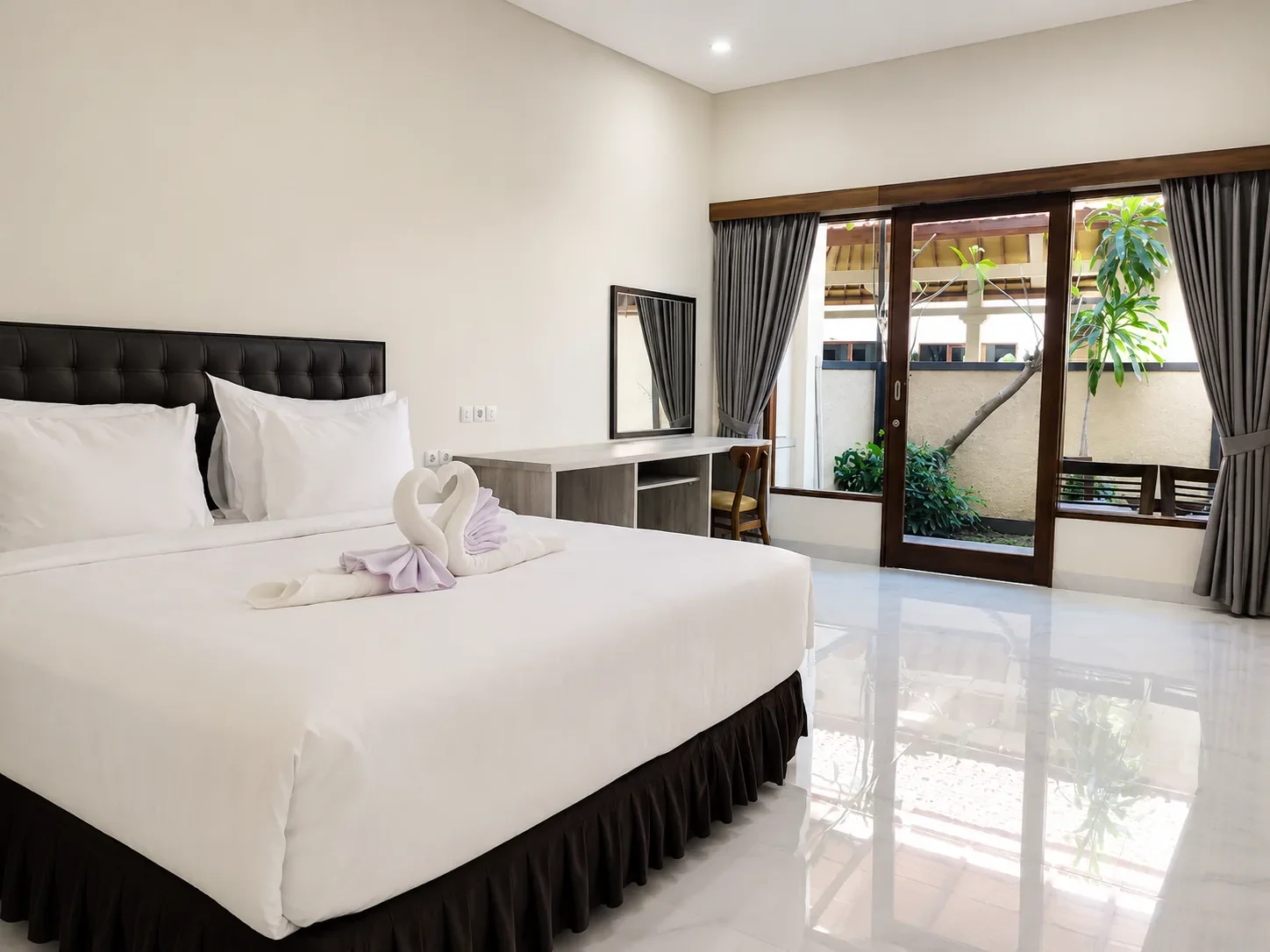 Superior Double Room at The Laviana Hotel